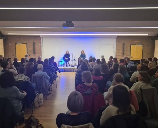 Julia_Engelmann_20251109_c_ReginaGobert_10_k1