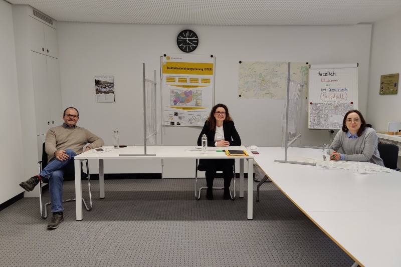 Live-Sprechstunde auf Instagram (von links: Matthias Knobloch, Sandra Bühler-Kölmel, Vanessa Sommer)  
