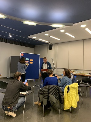 Gruppenarbeit beim Workshop 2