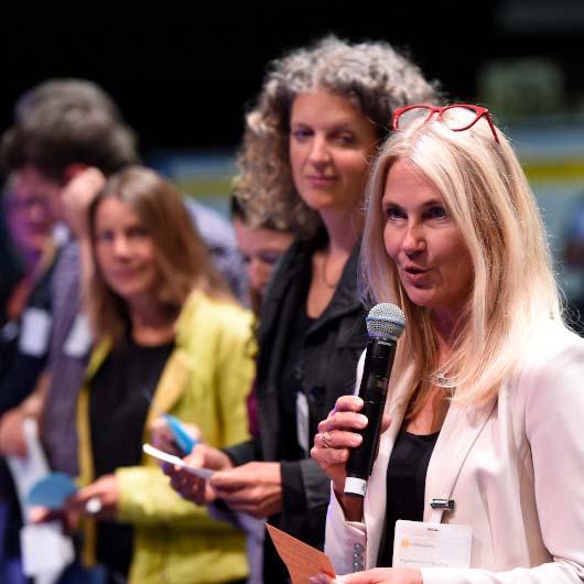 Teilnehmerinnen auf der Zukunftskonferenz 2018 in Ludwigsburg