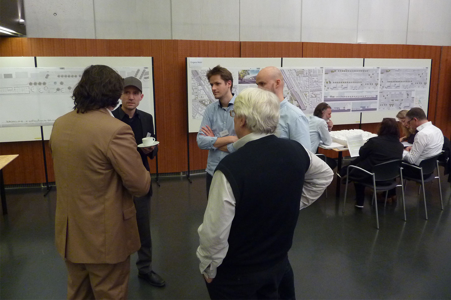 Diskussion der Wettbewerbsergebnisse in kleinen Gruppen