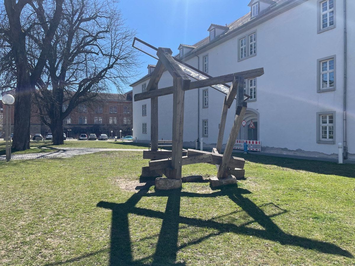 Skulptur - ein Haus für Mörike im Arsenalgarten