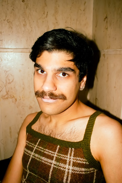 Juli Mahid Carly