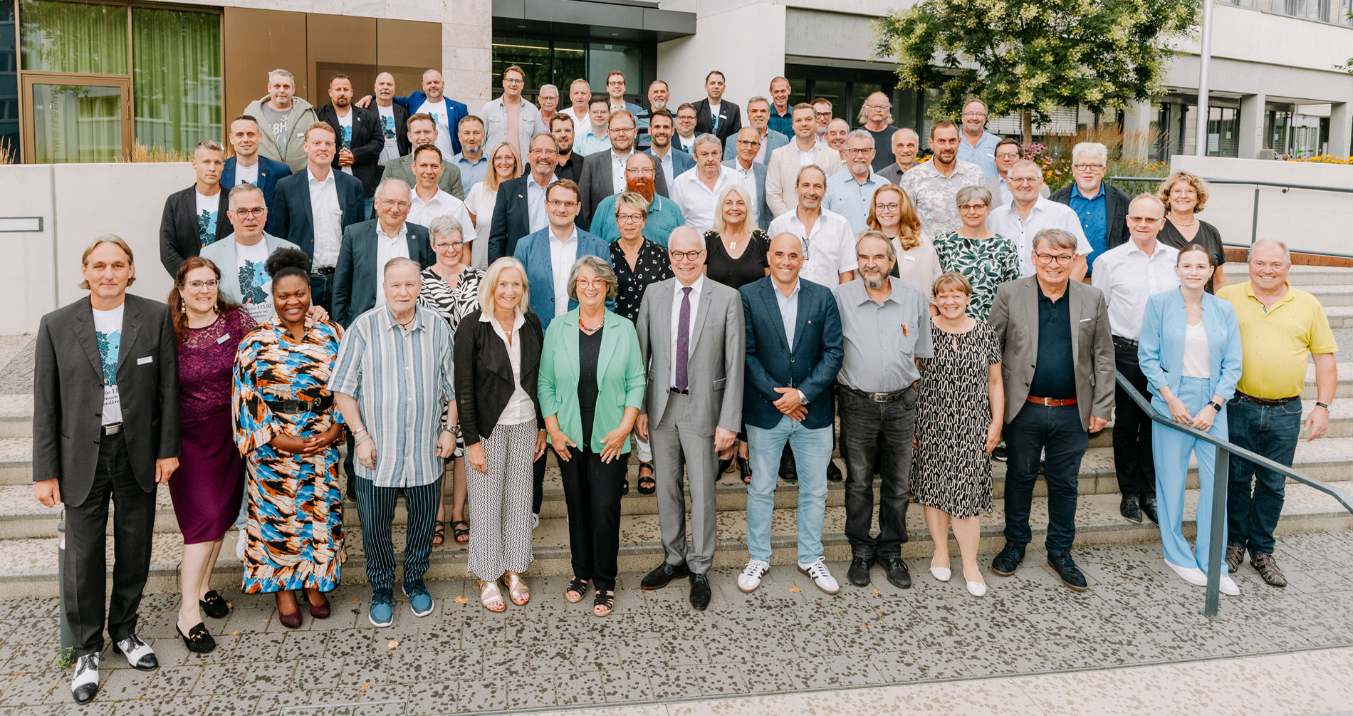 Gruppenbild Kreistag mit dem damaligen Landrat Edgar Wolff