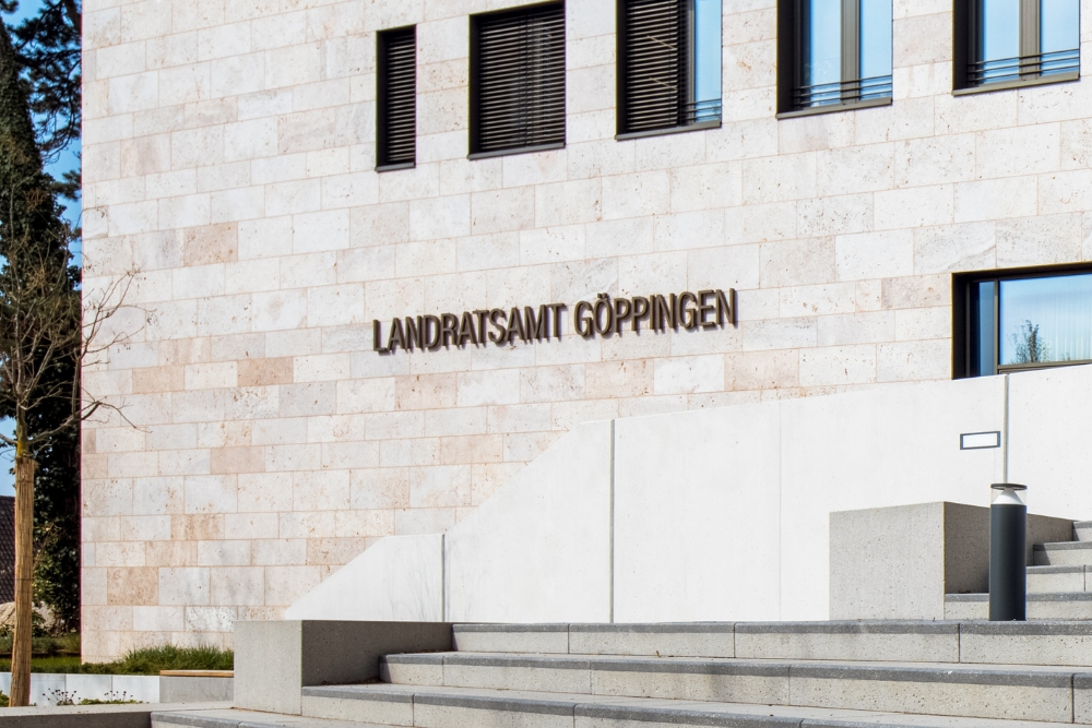 Landratsamt Au&szlig;enansicht.jpg