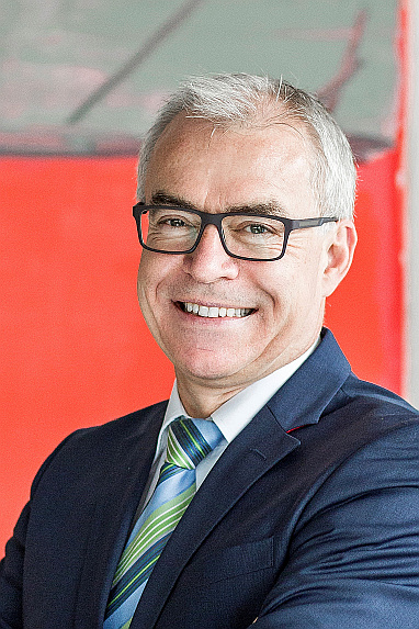 Portr&auml;t Landrat Edgar Wolff