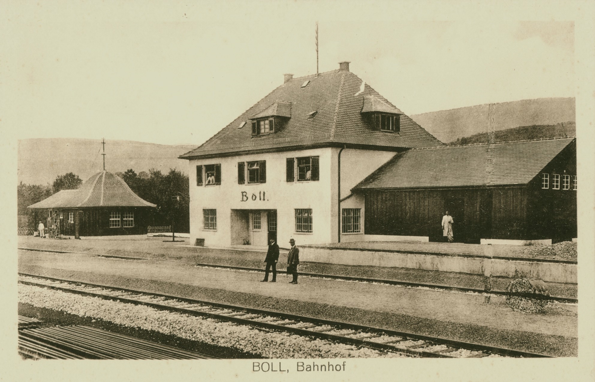 Bahnhof in Bad Boll um 1935 (S 11 Nr. 2489) Bahnhof in Bad Boll um 1935 (S 11 Nr. 2489)