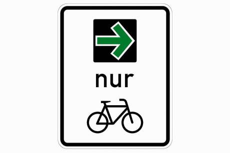 Gr&uuml;ner Rechtsabbiegepfeil f&uuml;r Radfahrende