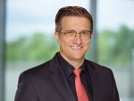 Pressefoto Erster Landesbeamter Jochen Heinz (Vorschaubild, Link zum gro&szlig;en Bild in 3000 x 2000 Pixel))