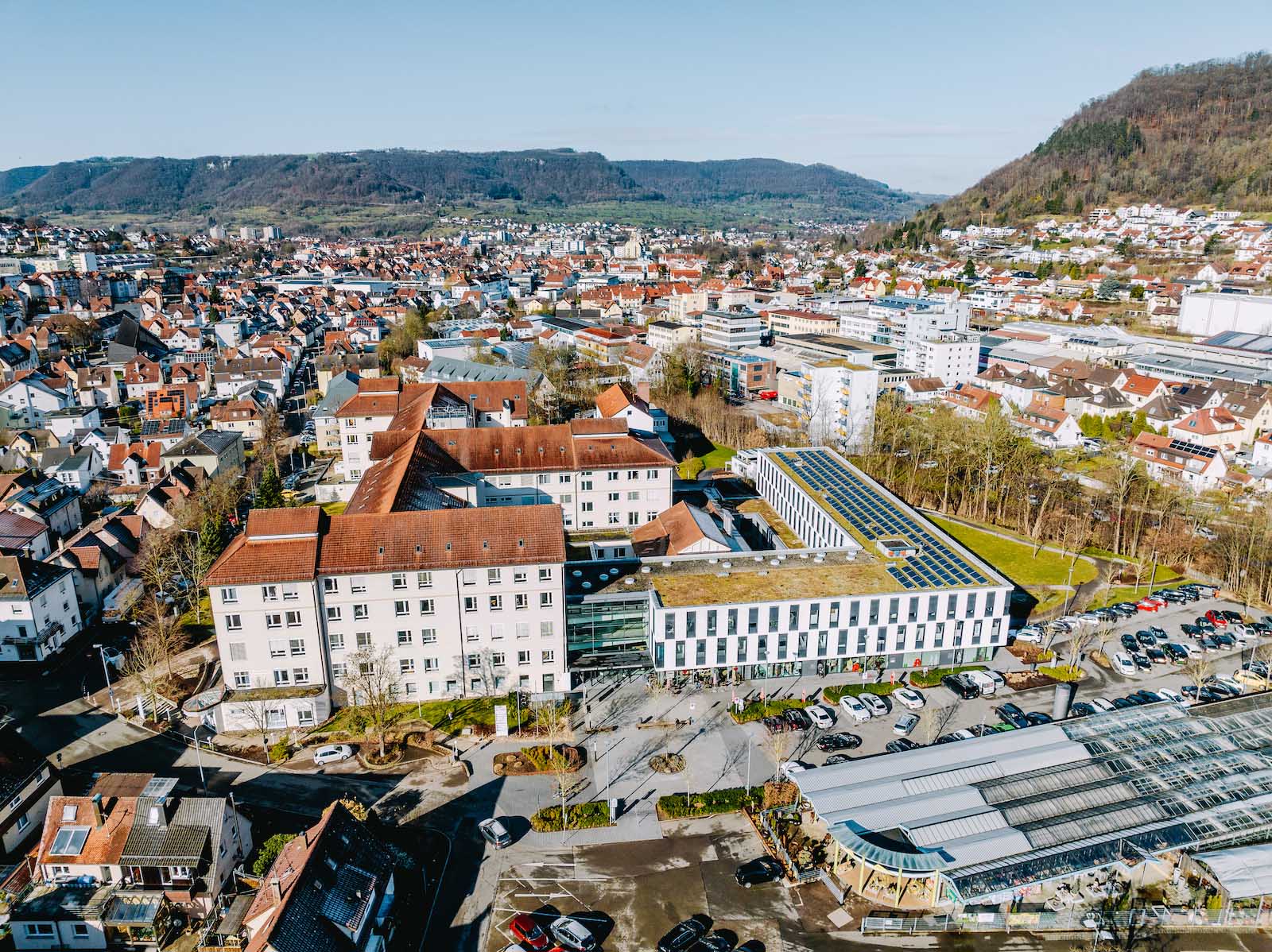 Gesundheitszentrum Helfenstein - Luftbild Geb&auml;udekomplex